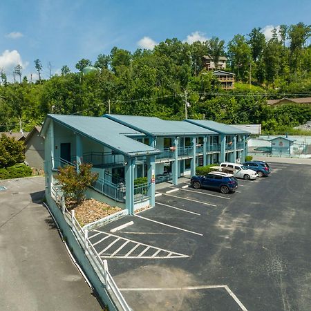 Country Town N' Suites Gatlinburg Exteriör bild